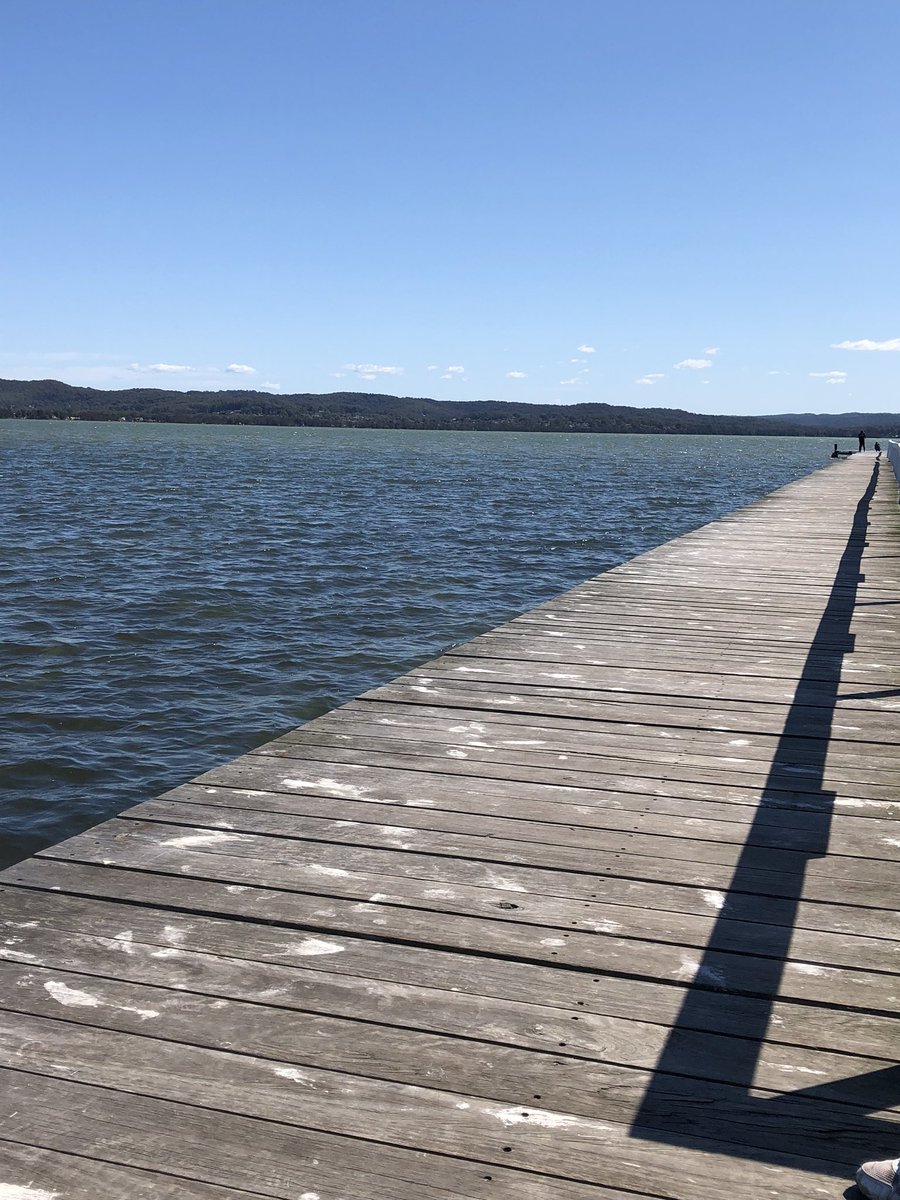 _Jo_3's tweet image. #ALittleBitOfPeaceForYa @ErnestoRiley ❤️ #AussieSunshine #LongJetty #TheEntrance #Pelicans