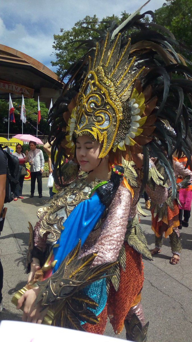 KissesJapan's tweet photo. Ang ganda ni kisses liit ng mukha  #KISSESPhilFestJAPANDay2 https://t.co/v0vb9DwVyt