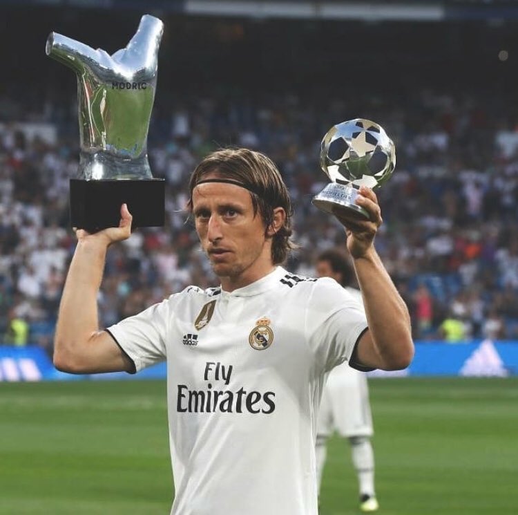 ¡Feliz Cumpleaños, Luka Modri ! //Happy Birthday, Luka Modri !     