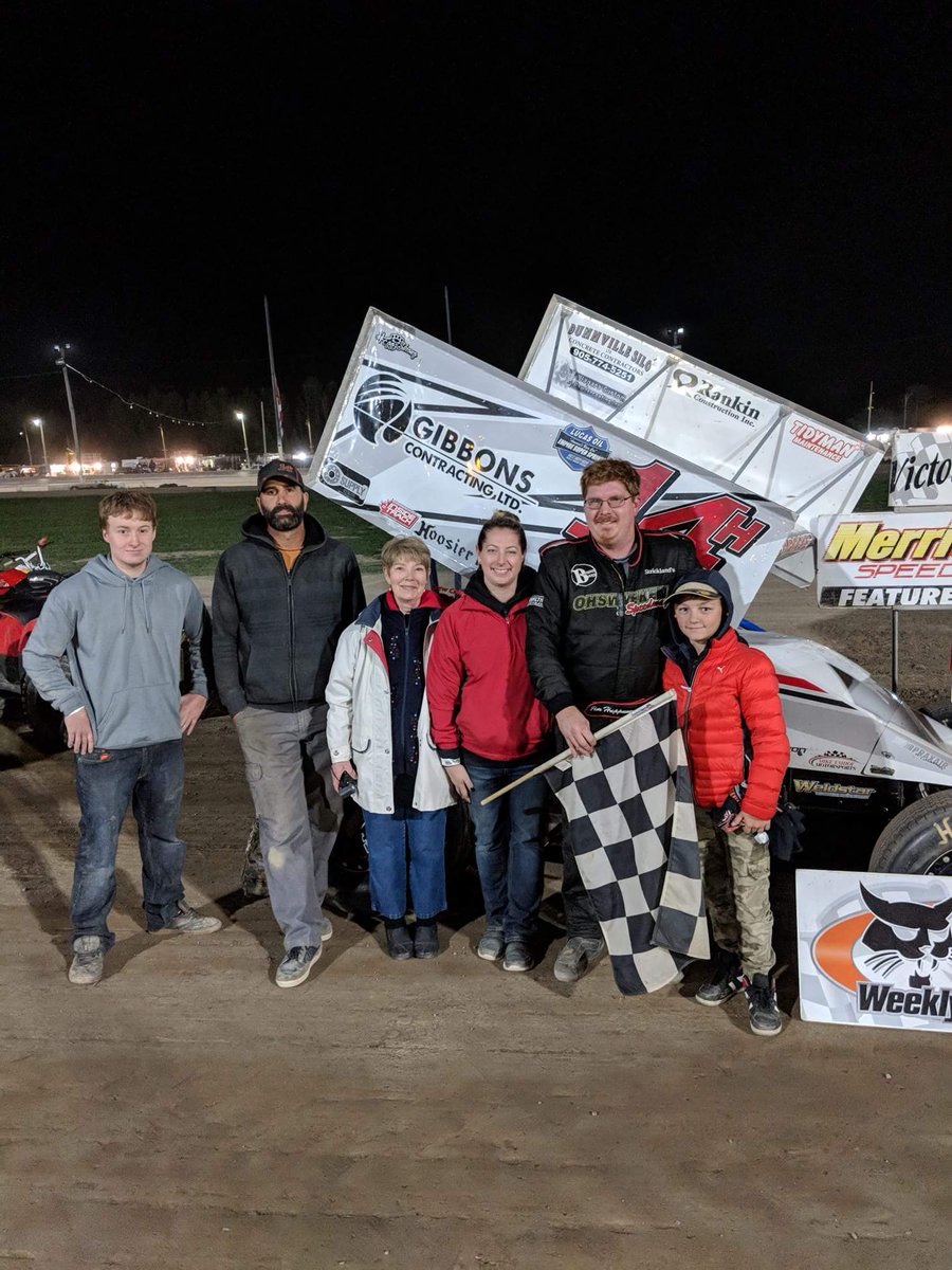 jimmythahupp's tweet photo. Got the win @Merrittville tonight with the @SOSSprints ! Thanks Steph @MilkovichAndrew Blaine @RaceMaxims @hebb_jim & all sponsors & fans! Congrats to @CTMotorsports_ on the championship! https://t.co/E1hCRsOuR5