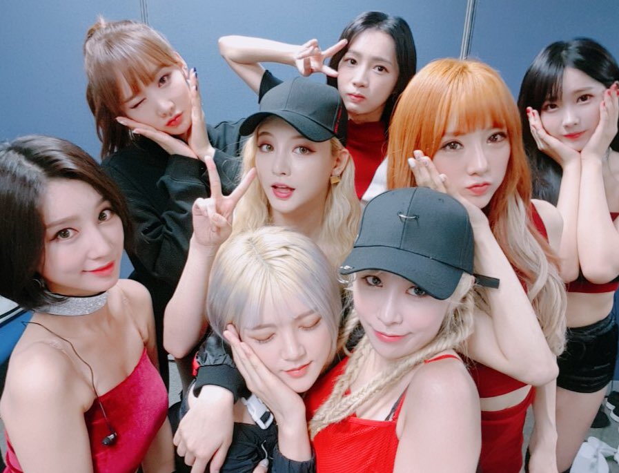 wegirls8's tweet photo. 잠시후 SBS #인기가요 
❤️ 잠시후에 만나요 
#위걸스 는 오프닝 입니다🎤

#신화, #선미, #남우현, #다이아, #SF9, #NCTDREAM, #(여자)아이들, #MXM, #더보이즈, #노라조, #백퍼센트, #박지민, #파란, #네이처, #블랑세븐, #공원소녀, #wegirls https://t.co/jxfzKBtJxi