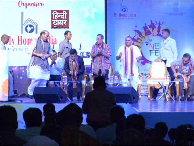 atulaum_'s tweet photo. #NESTFEST2018 में आने के लिए धन्यवाद श्री @rajnathsingh जी. पूर्वोत्तर भारत के लोगों को आपके उद्बोधन से लाभ होगा. दिल्ली में नार्थ ईस्ट के काफी नौजवान रहते हैं. वो भी आपके भाषण से गदगद हो गए. @HindiKhabar चैनल पर कार्यक्रम का LIVE प्रसारण किया गया. @RajnathSingh_in @Sunil_Deodhar https://t.co/Lsxp6Gzhdr