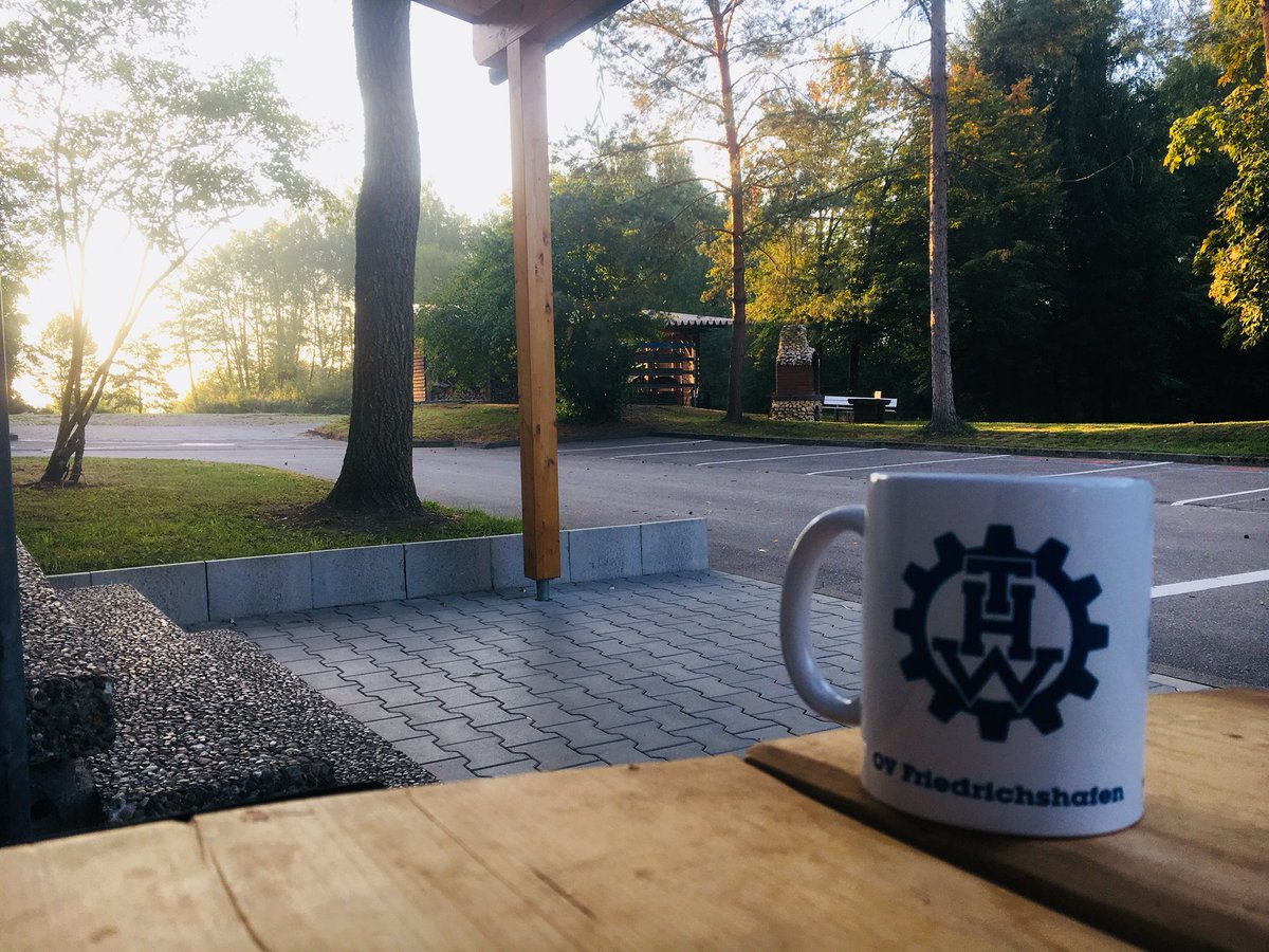 Wir wünschen allen einen guten Start in den Tag... wir sind schon fleißig bei den Vorbereitung für unseren Tag der offenen Türe nächsten Sonntag ... schaut doch vorbei #thw #thwfn #gutenmorgen