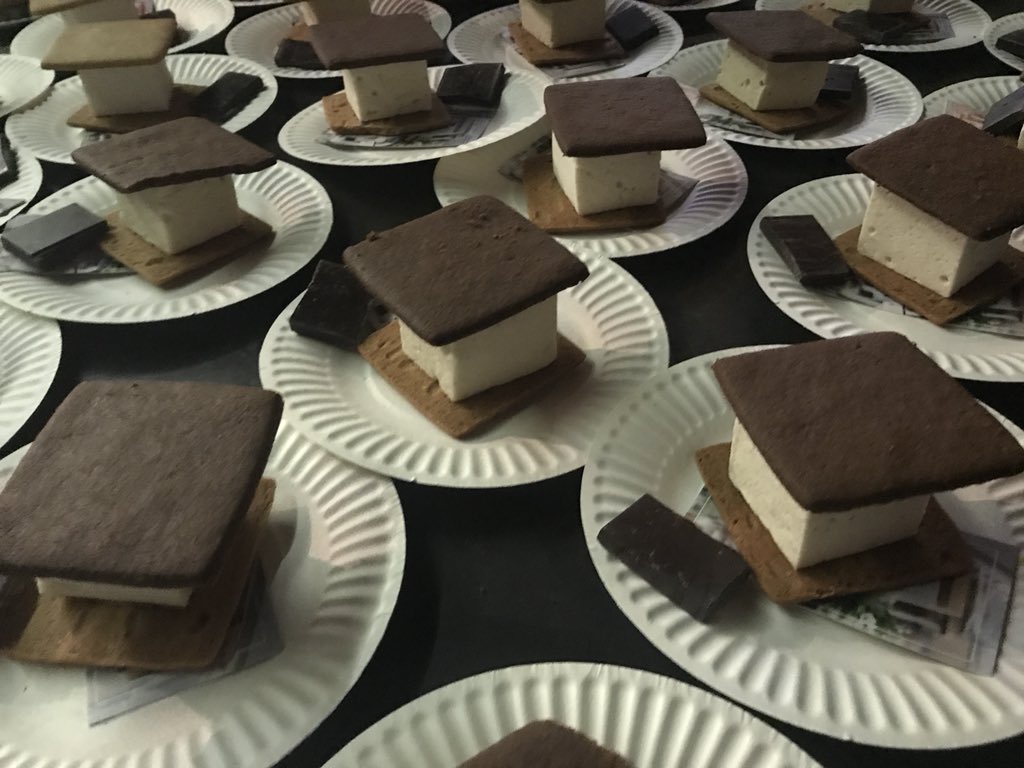 TheDyrt's tweet photo. Whatβs a camping experience without a fire π₯& gourmet @1927smores #outposttrade https://t.co/vpHkNmBijJ