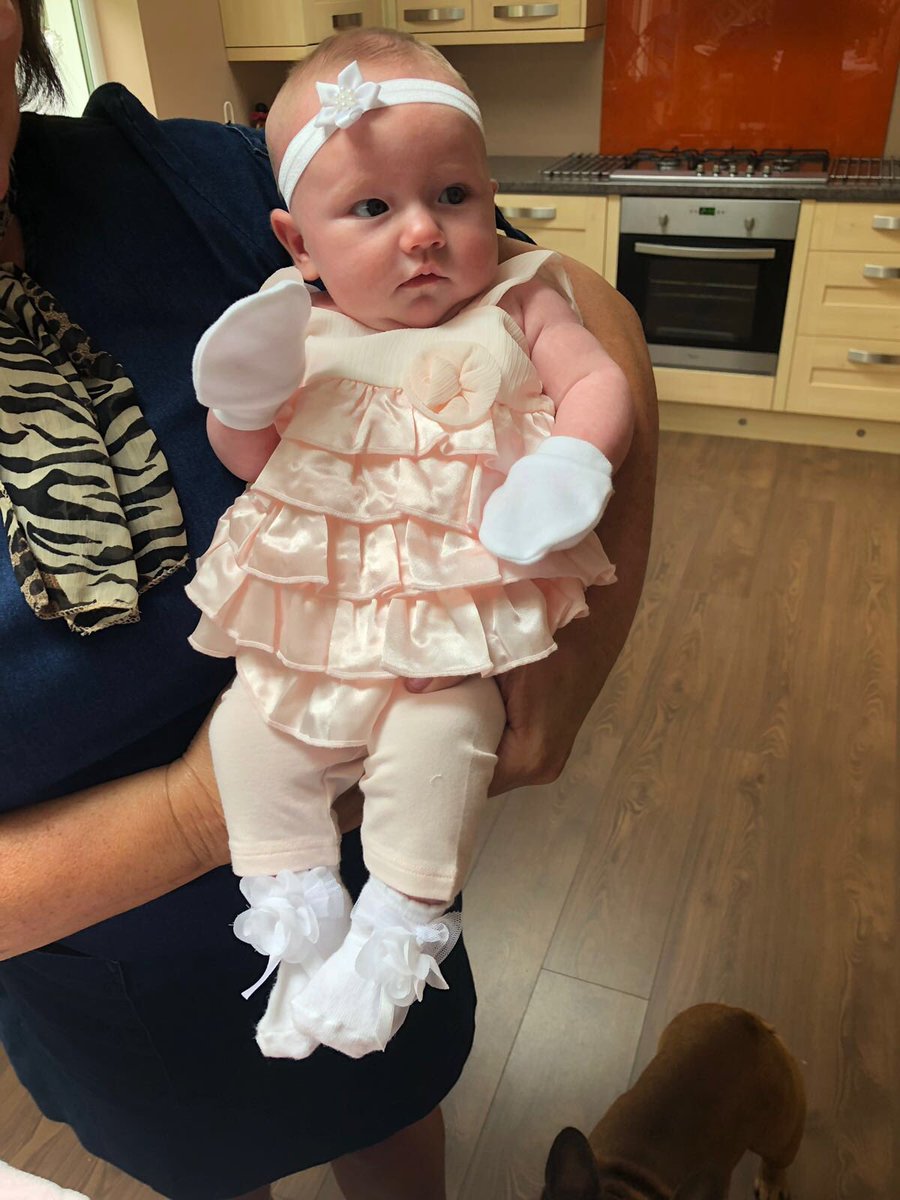 MccluneCaroline's tweet photo. Cannot believe our baby granddaughter is 6 weeks old already. #gorgeous #brightasabutton https://t.co/kwBrdkGXbI