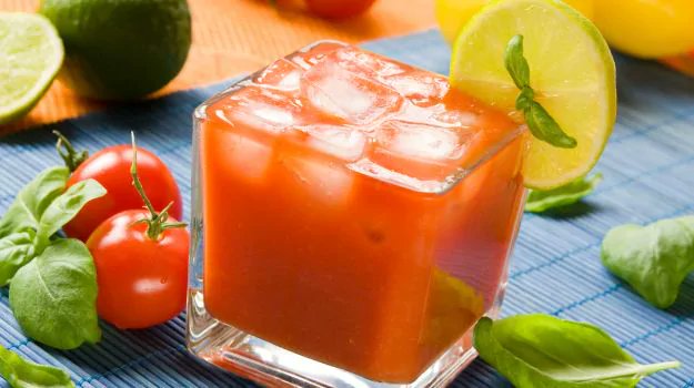 NDTVFood's tweet image. #TomatoJuice For #WeightLoss: How Does The Tangy Beverage Help Burn Belly Fat.
bit.ly/2wXcyPZ