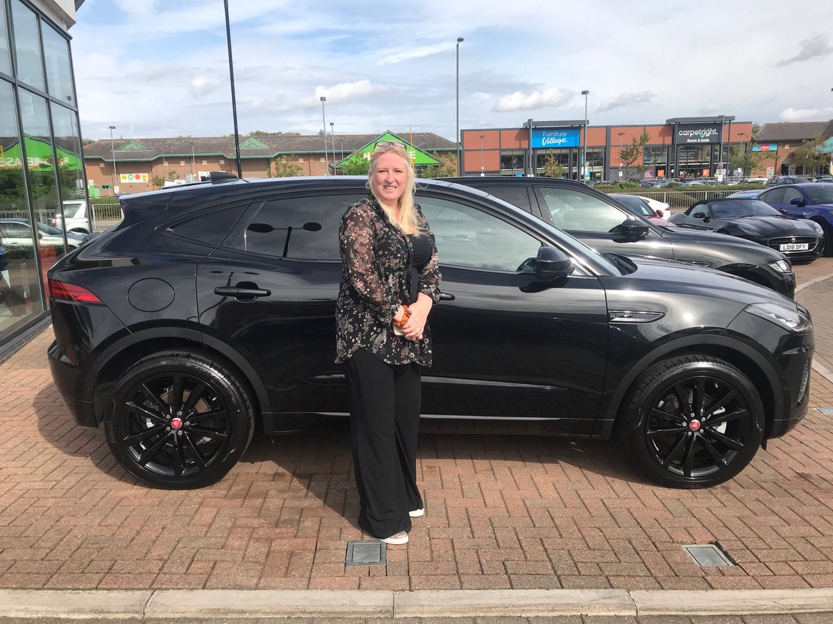 sjc_cunningham's tweet image. Picking up my ‘Sunny by Sue’ car yesterday, very exciting!  So proud of my ‘little’ business!  Set your goals high and dream! #smallbusiness #jaguar @JaguarUK #jaguarepace  #exciting #love  #womaninbiz #SBS #giftoftheyear #dreams #Entrepreneur #earlybiz #queenof ☀️☀️☀️😍