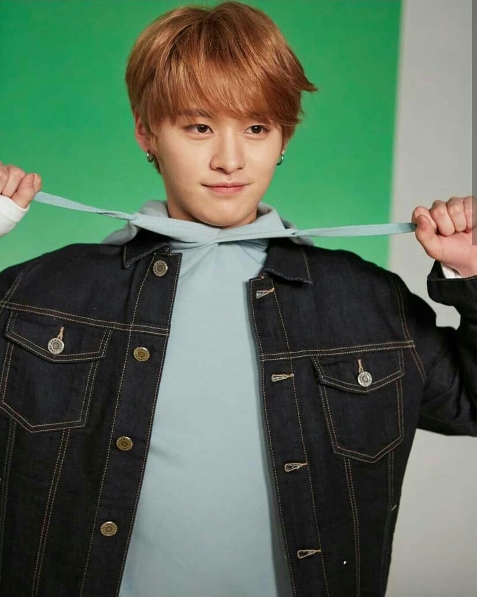 JustinF86734414's tweet photo. #StaySelcaDay https://t.co/DM8M7govuh