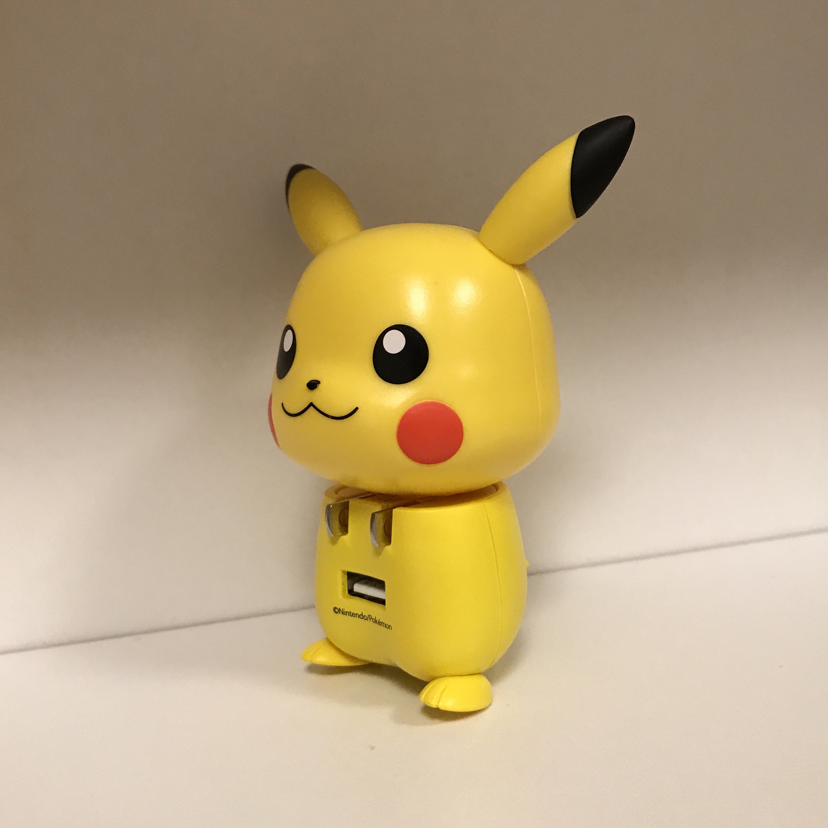 تويتر ポケモンセンターnakayama على تويتر ピカチュウおしり充電器 カプキャラ ピカチュウ T Co Djw62otrty
