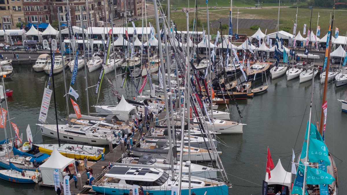 Vandaag is alweer de laatste dag van #HISWAtewater. Niet getreurd, want ook op deze laatste dag is er meer dan genoeg te beleven voor liefhebbers van watersport, boten en alles er omheen. Dit mag je niet missen! Kom je langs vandaag? bit.ly/activiteitenHI…