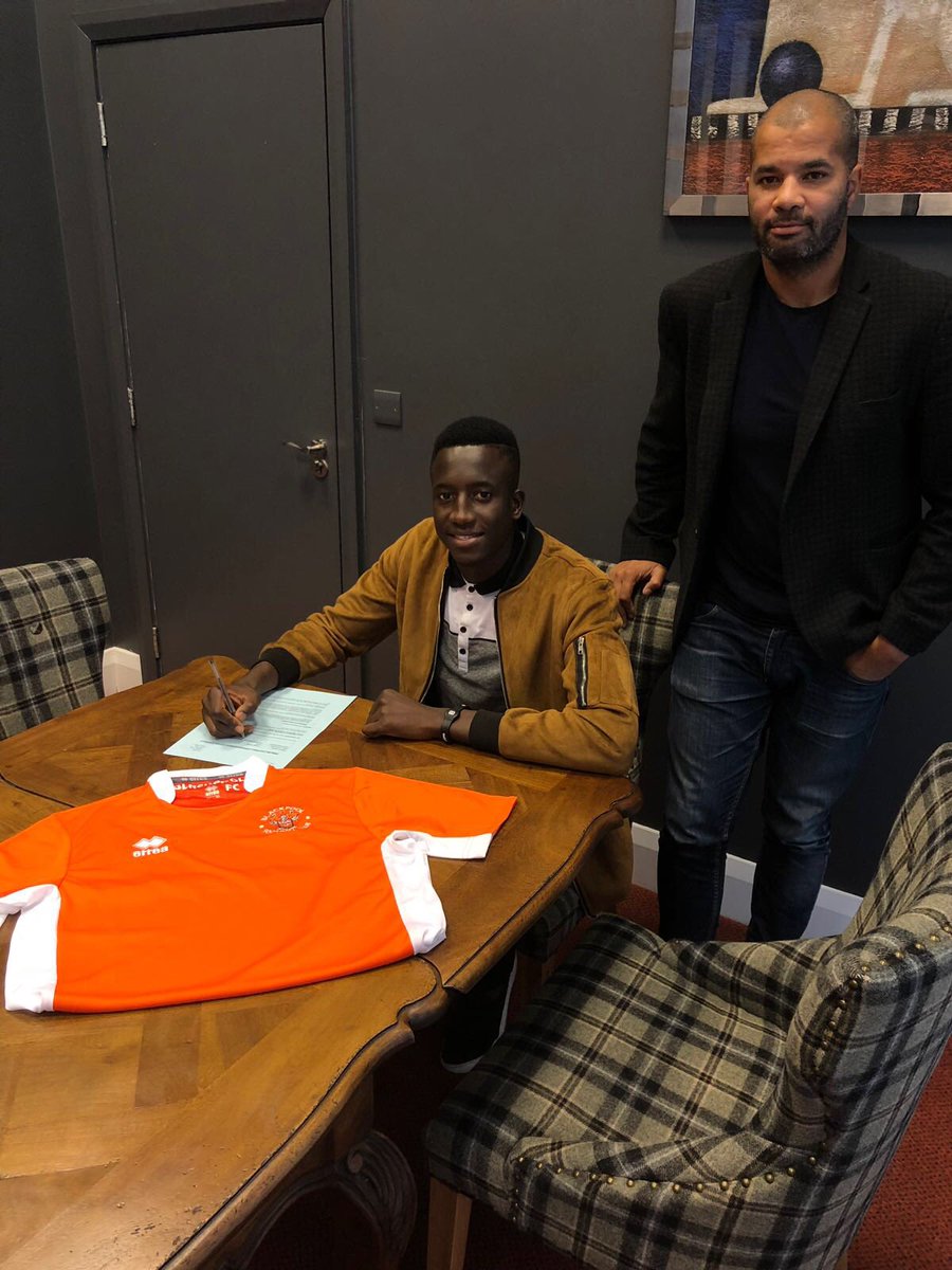 JGakamoto9's tweet photo. It starts with a dream and is achieved through hard work. Congrats to @yusifu11 on signing for @BlackpoolFC BIG things are coming from him in the future 💪🏾🙌🏾💎 https://t.co/vJWfaUAd7q