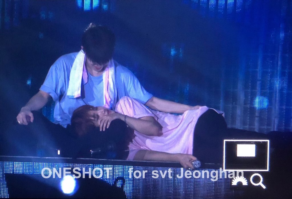 forjeongcheolph's tweet photo. [PREVIEWS] 180909 #SEUNGCHEOL and #JEONGHAN during the Carat Camp in Japan ❤️

©️ONESHOT
#쿱정 #정철 #정한 #승철 #JEONGHAN #SEUNGCHEOL #JEONGCHEOL #COUPSHAN #COUPJEONG https://t.co/ujOhtzvp7M