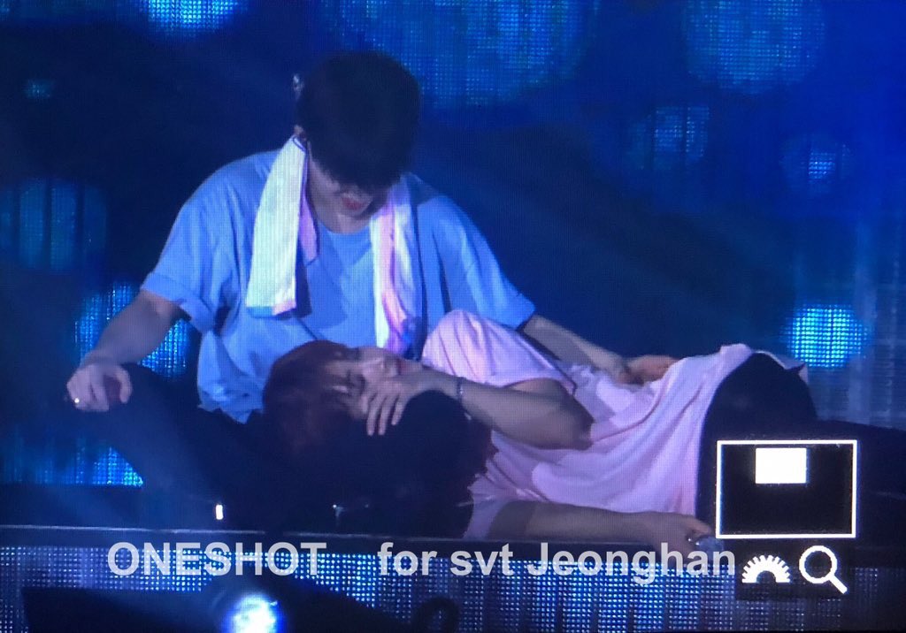 forjeongcheolph's tweet photo. [PREVIEWS] 180909 #SEUNGCHEOL and #JEONGHAN during the Carat Camp in Japan ❤️

©️ONESHOT
#쿱정 #정철 #정한 #승철 #JEONGHAN #SEUNGCHEOL #JEONGCHEOL #COUPSHAN #COUPJEONG https://t.co/ujOhtzvp7M