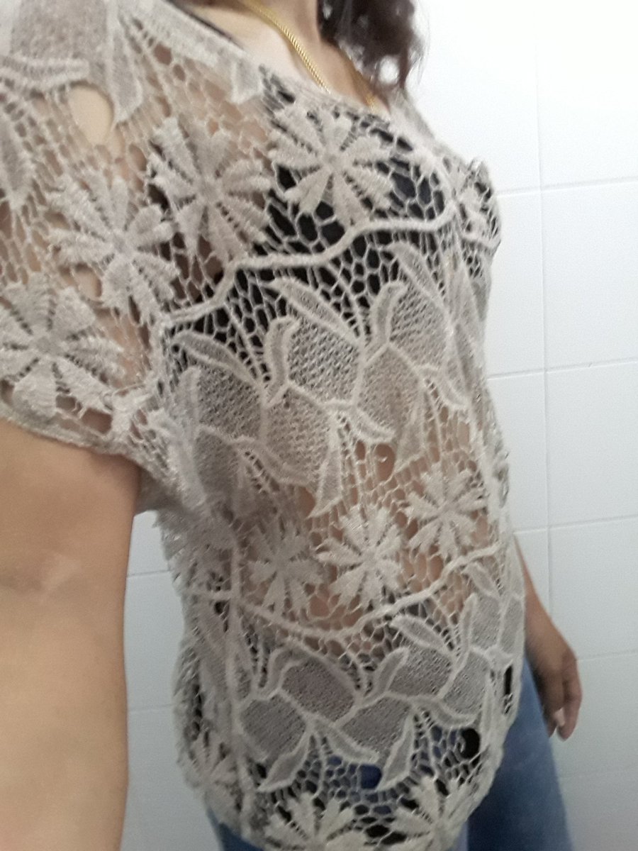 QDaFVg9RAmcjO2m's tweet photo. ร้อนๆอยากอาบน้ำ....พอจะมีใครมาถอดเสื้อให้ไหมจร้า....😍😍😍😍 https://t.co/9VledjFiyh
