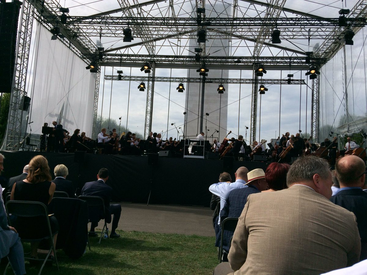 MyleneSpierts's tweet photo. Liberation Margraten @Rabobank_CZL #bijzonder concert https://t.co/AHQazkPlTM