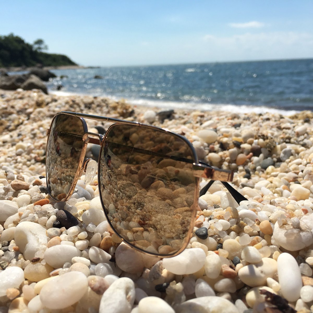 PengallanStyle's tweet photo. Reflecting on the weekend... @selimaoptique Robert Gold Mirrored Sunnies... 20% Off! #sunnies #sunglasses #sunglassesfashion #selimaoptique #shades #Mensfashion #menstyle #StyleFashionWeek https://t.co/G94INB91wQ