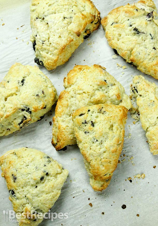 BestRecipesMag's tweet photo. Enjoy some homemade scones with #SundayBrunch. https://t.co/OmHywMJrpw https://t.co/2kyTd0f3jB