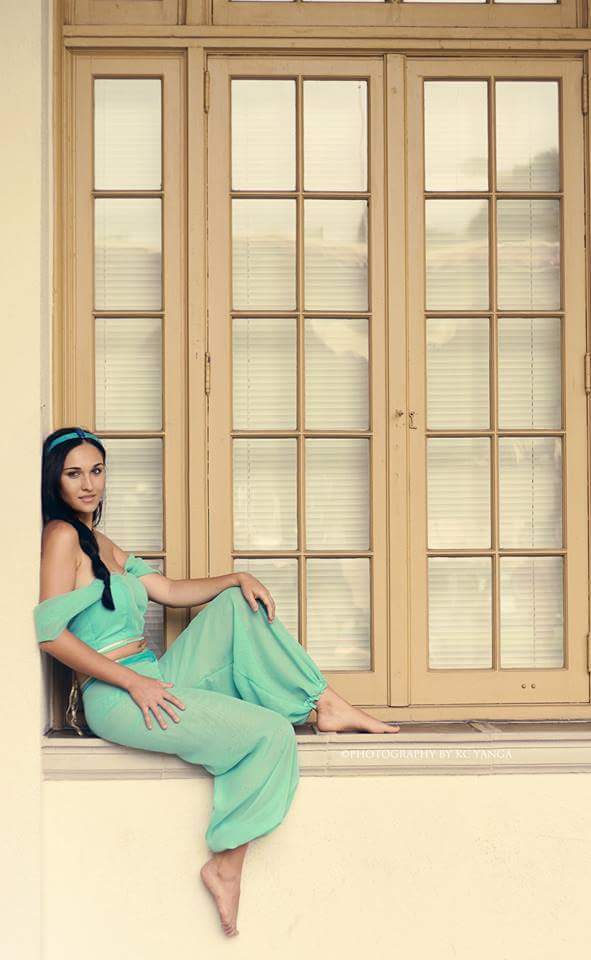 jasmine-cosplay-feet