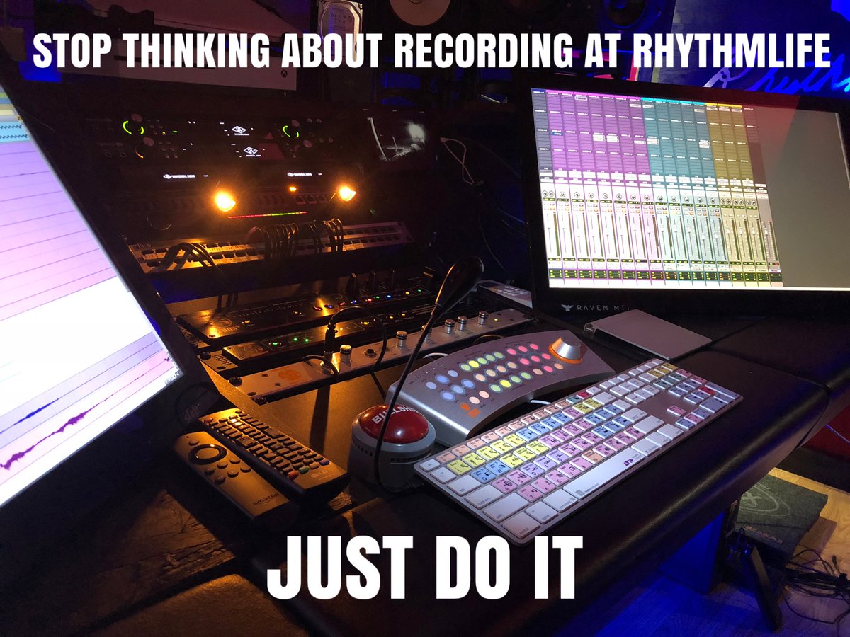 DjSilk4's tweet photo. A level studio for A level clients. #grammyup #rhythmlife #producer #producerlife #dj #studio #beats #goals #music #artist #singer #guitar #drummer #rapper #writersofinstagram #future #cardib #beyonce #justdoit #dangerousmusic https://t.co/74kouMVJsu