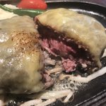 流行りの レアハンバーグ は生肉が原因で食中毒になる可能性が高いので気をつけて Togetter