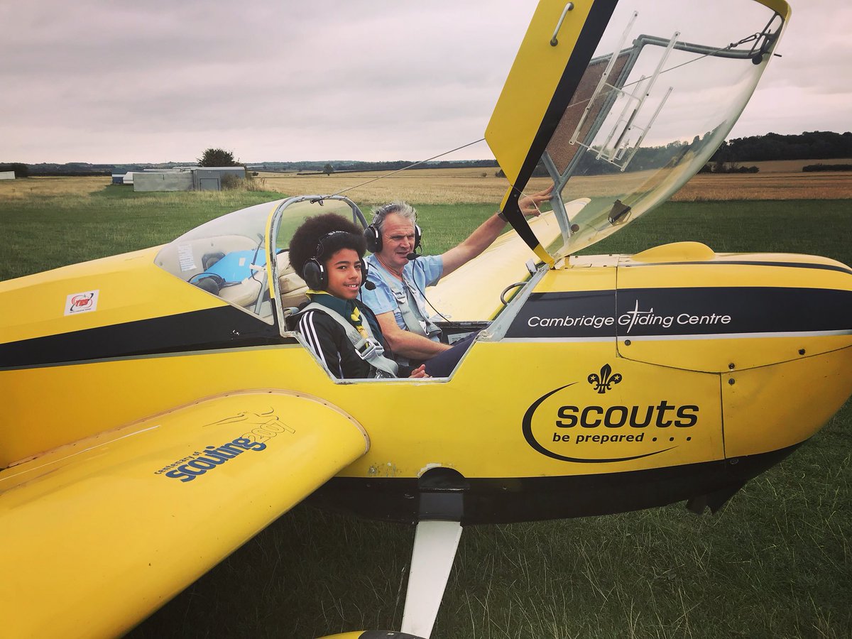 7thwalthamstow's tweet photo. Today some of our older Scouts are gliding with @HertsScouts 🛫 #iscout #scouts #gliding #flying #excited #skillsforlife https://t.co/AJ8i2Z3XlJ