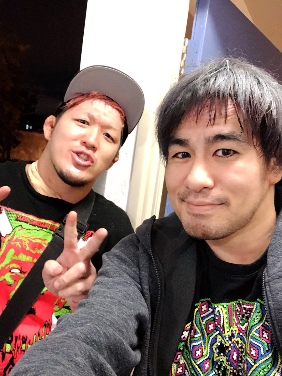 crazykid0813's tweet photo. ニックゲージインビテーショナル終了。決勝は何故か5wayでしたが最後はニックゲージから勝利し優勝する事が出来ました。優勝したけどイサミさんの力を借りた場面もあるんで、満足せずさらに上を目指します。でも日本人の凄さは証明出来たな。また来るぜ！イサミさんへの借りは9.21バサラホールで返す！ https://t.co/oKi2P8eOQ7