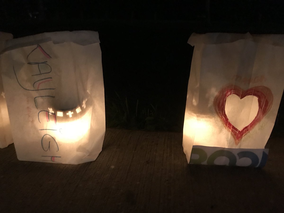 RenzoWillemsen's tweet image. Afgelopen nacht voor mijn team 1StroomLopers van 01.00 tot 05.00 uur gelopen voor de SamenLoop voor Hoop. Ging goed. Na 3 uurtjes slaap nu even rustig opstarten en dan straks nog weer het laatste uur lopen van 13.00 tot 14.00 uur. @kwf_nl #Samenloop #24uur