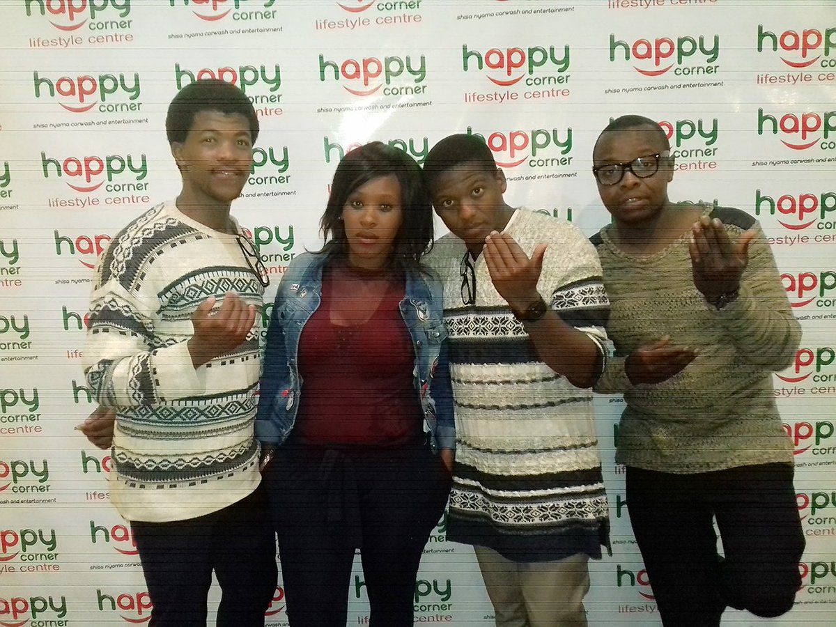 NonduK1's tweet photo. Frydy Triple S yenza edume nganzo. https://t.co/olcTSzxu02