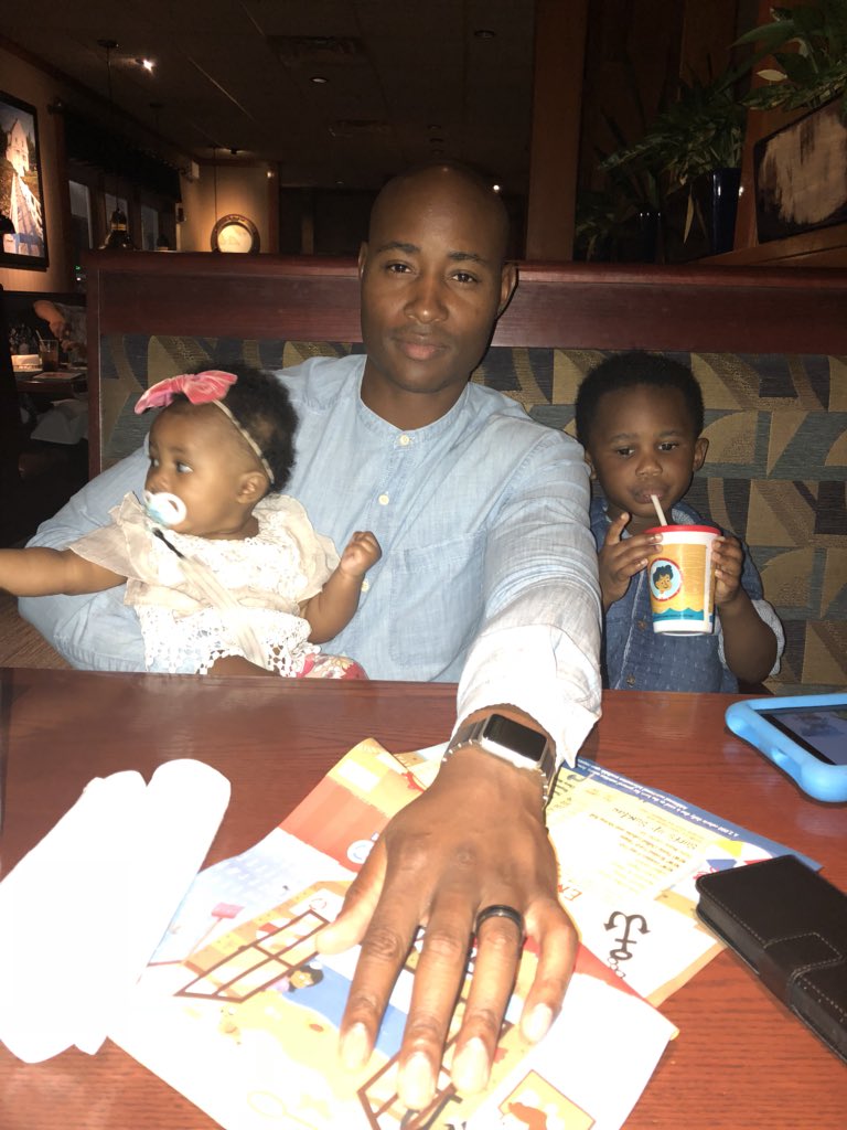LyndsIsFit's tweet photo. Date night #rare https://t.co/EebHgNpjez