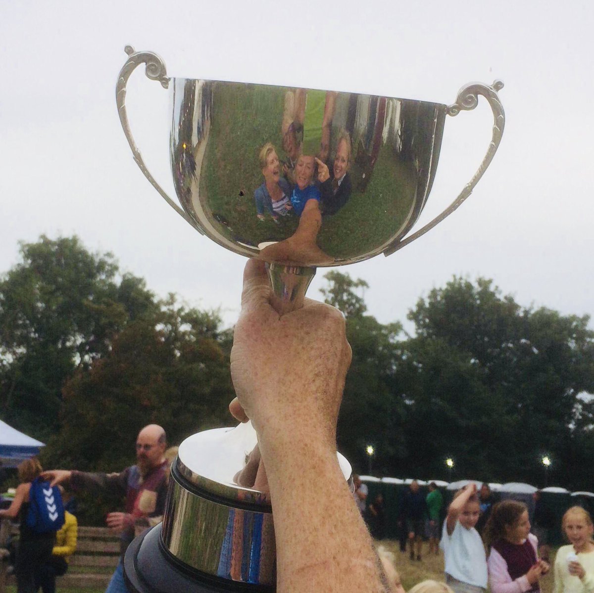 royalcanoeclub's tweet photo. Awesome day for Royal Outriggers at #greatriverrace Mens boat ‘Puai’ won fastest overall, fastest on the Thames &amp; fastest paddle powered crew. Royal women won the fastest ladies crew in ‘Moana Nui’ 🏆 #happydays https://t.co/I6zFpwV5Ci