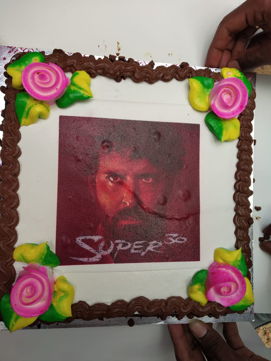 iAshuHr's tweet photo. #Super30Poster event celebration by @HRFC_Odisha Craze Begins for #Super30 @iHrithik sir @RelianceEnt @FuhSePhantom @NGEMovies @WardaNadiadwala @TheAmitSadh #HRXFilms #Super30ARFilter https://t.co/VKN39DLI7U