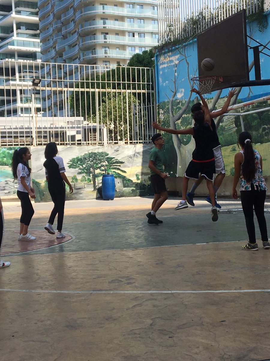 lb_spotlight's tweet photo. Sunday's basketball training.
#Training #Sunday #Active #Energy #Basketball #Teams #Sunny_day #LiveLoveLSL #OneFamily #Fun #LongLiveLSL #LebaneseSpotLight https://t.co/jx9pvX0cc3