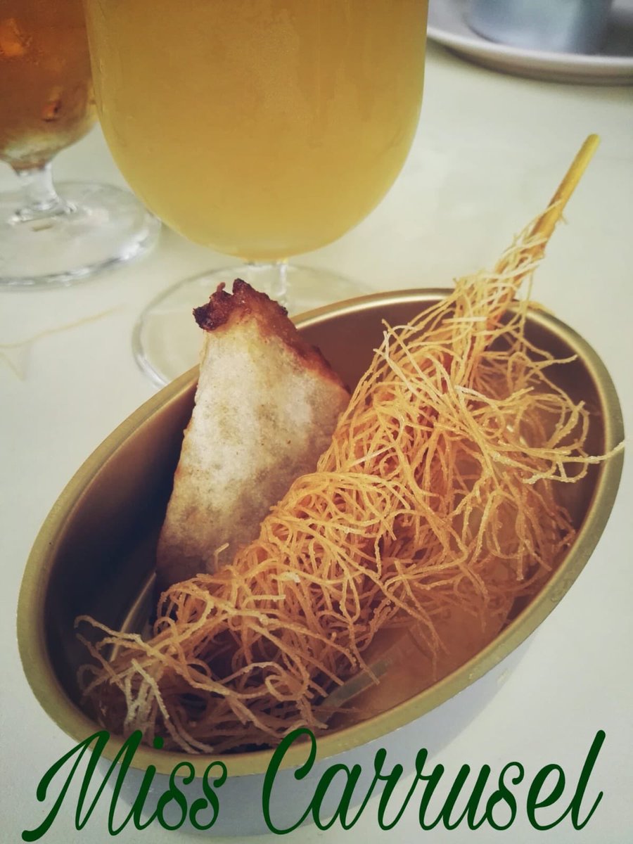 Segundo día de la #rutadelatapa en el barrio Imperial, en #Arganzuela. Ven a disfrutar del domingo y a probar cosas tan ricas como esta 😋😍