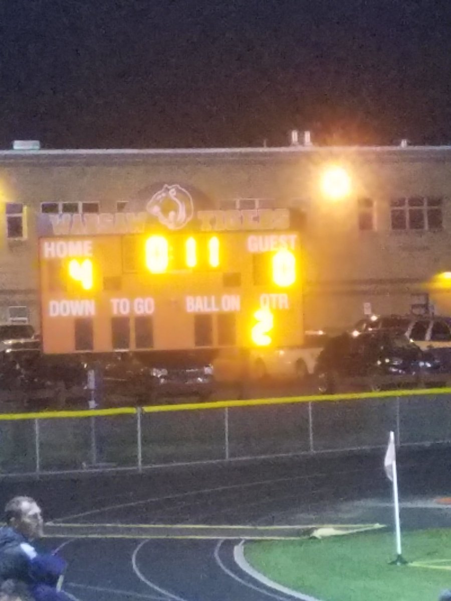 LCSROCKS1's tweet photo. United over Livonia 4-0. Great night, great game. #lcsrocks https://t.co/UH9vLuK7Sb