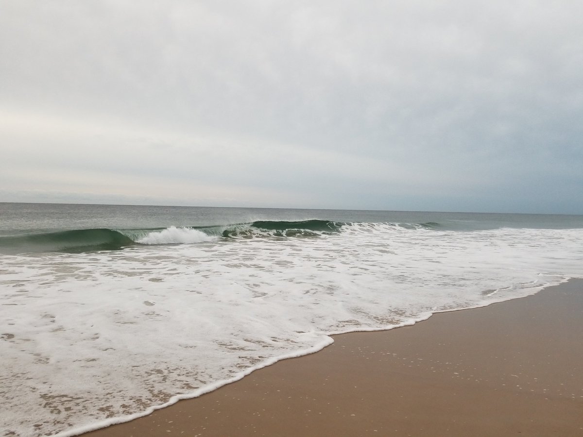 McBuckeyeAT's tweet photo. Great morning and venue for a Half Marathon. #SurftownHalf @RunHMF #DonCanRun https://t.co/ecA57REIkI