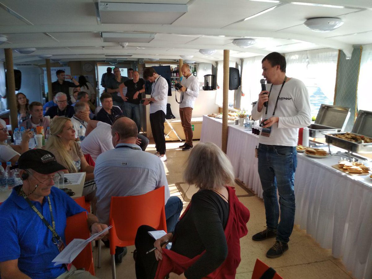 volgaangels's tweet photo. Участники саммита #volgaangels отправились в путешествие на INVESTOR BOAT. Впереди питч-сессия и много нетворкинга. https://t.co/QPDH6C3iGi
