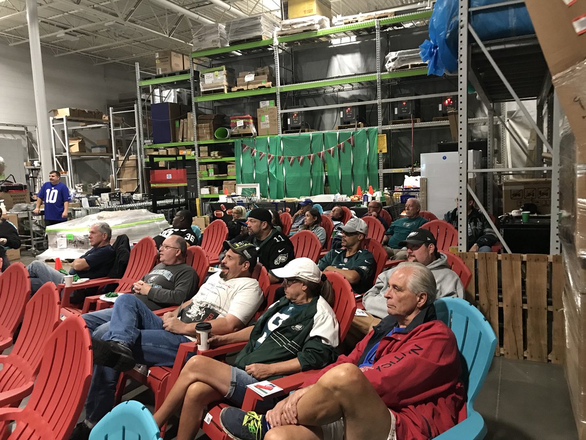 Lowes of Lawnside tweet media