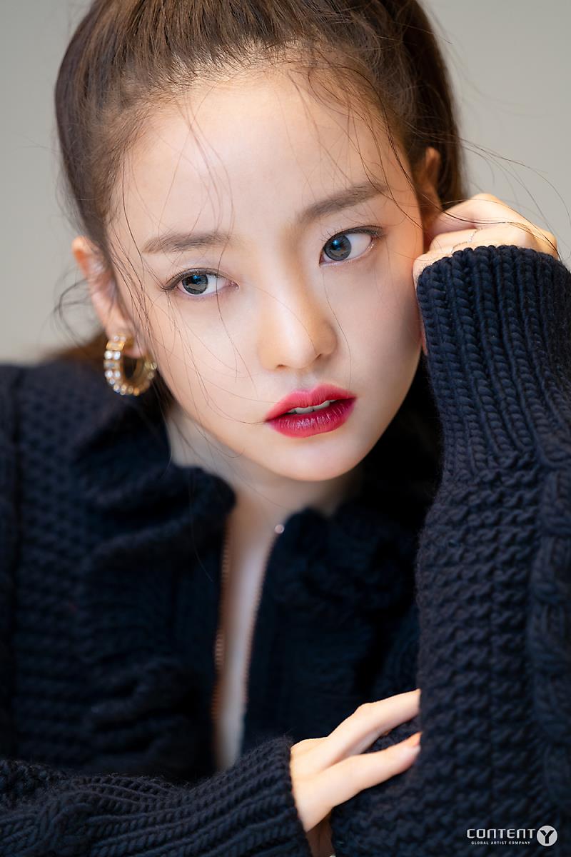 archivehara's tweet photo. our most stunning angel ⭐ take care always 💛 #구하라 #クハラ https://t.co/h3eMEfDfg3