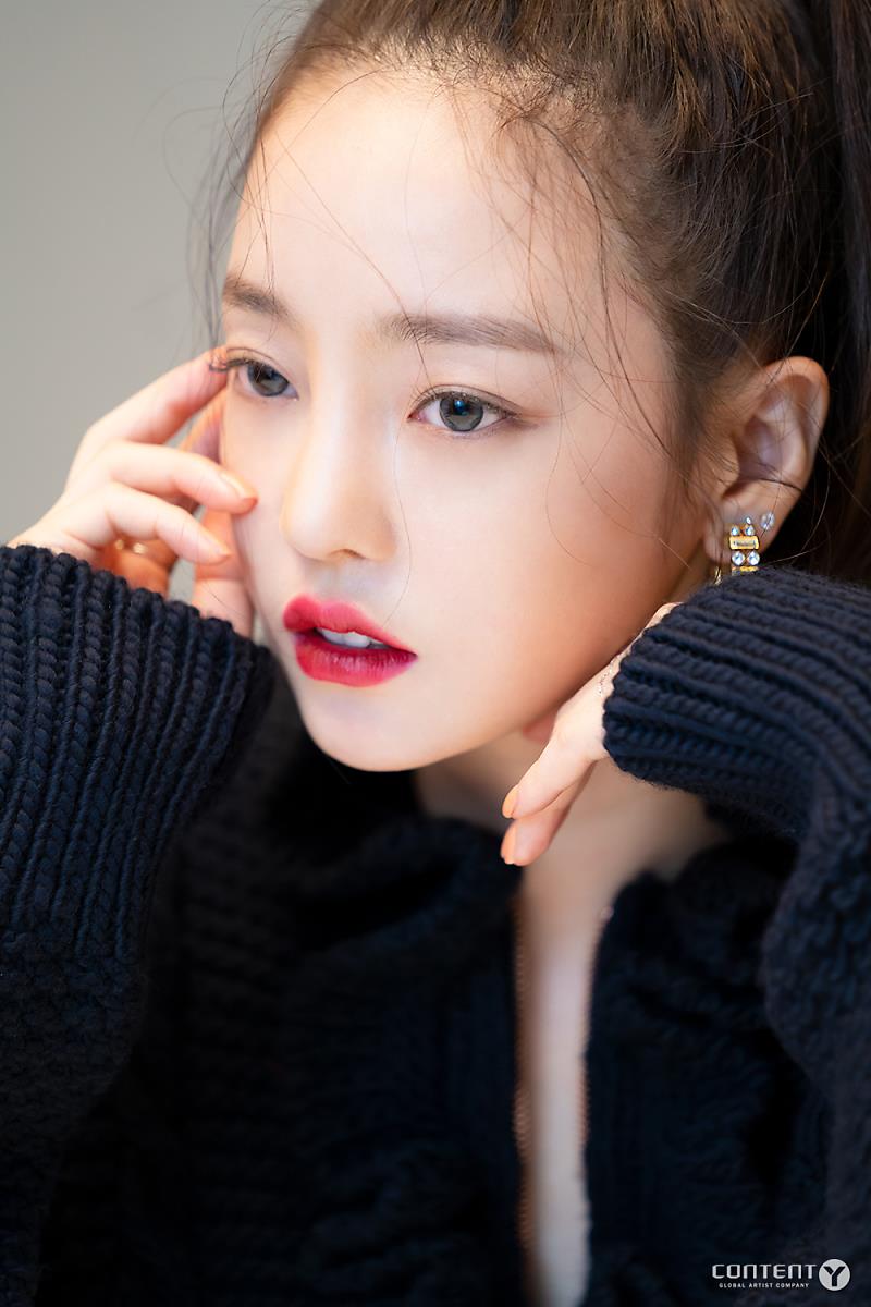 archivehara's tweet photo. our most stunning angel ⭐ take care always 💛 #구하라 #クハラ https://t.co/h3eMEfDfg3