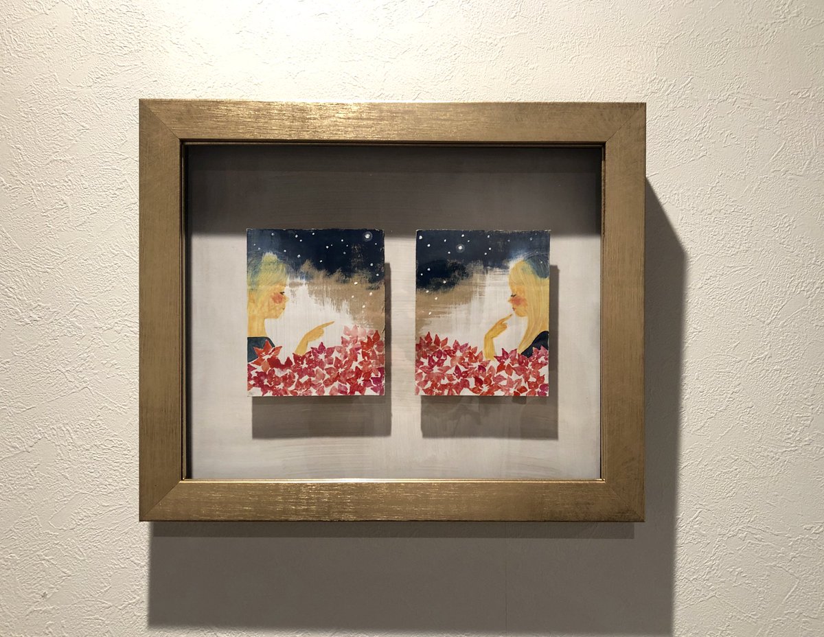 Kayano_Imagi's tweet photo. 「オヤツノカタチをデザインします」
sweetscafe gallery ℃ sesshi　さん
阿倍野区昭和町1-17-27
昨年のおきあがり小法師展参加や、
私の絵をご購入下さったご縁もあって来年5月の個展をさせて頂けることになりました。

その絵「しずくふたつ014星の花」は店内に飾って下さっています。感謝♡ https://t.co/qLaLWVnzzj