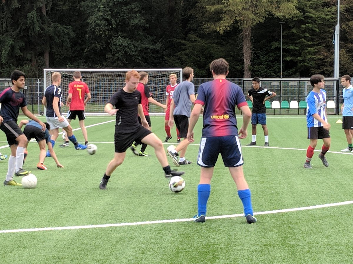 De laatste introtrainingen voor veld deze week, dus meld je nog snel aan!
goo.gl/FTJVoj