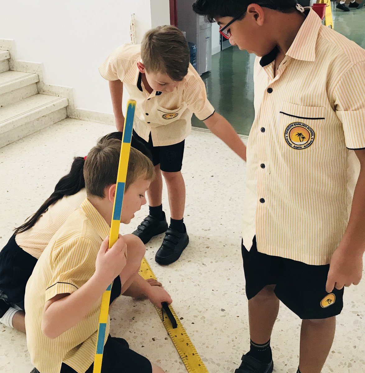 Horizon_Year4's tweet photo. Accuracy is key when following the #ScientificMethod. Our #HorizonYear4 scientists were investigating whether tall people can jump further than shorter people. Stay tuned for the conclusion after we analyse our results! 👨🏻‍🔬👩🏻‍🔬

#PowerfulLearners 
@Horizon_SciDept https://t.co/IkdGLaygID