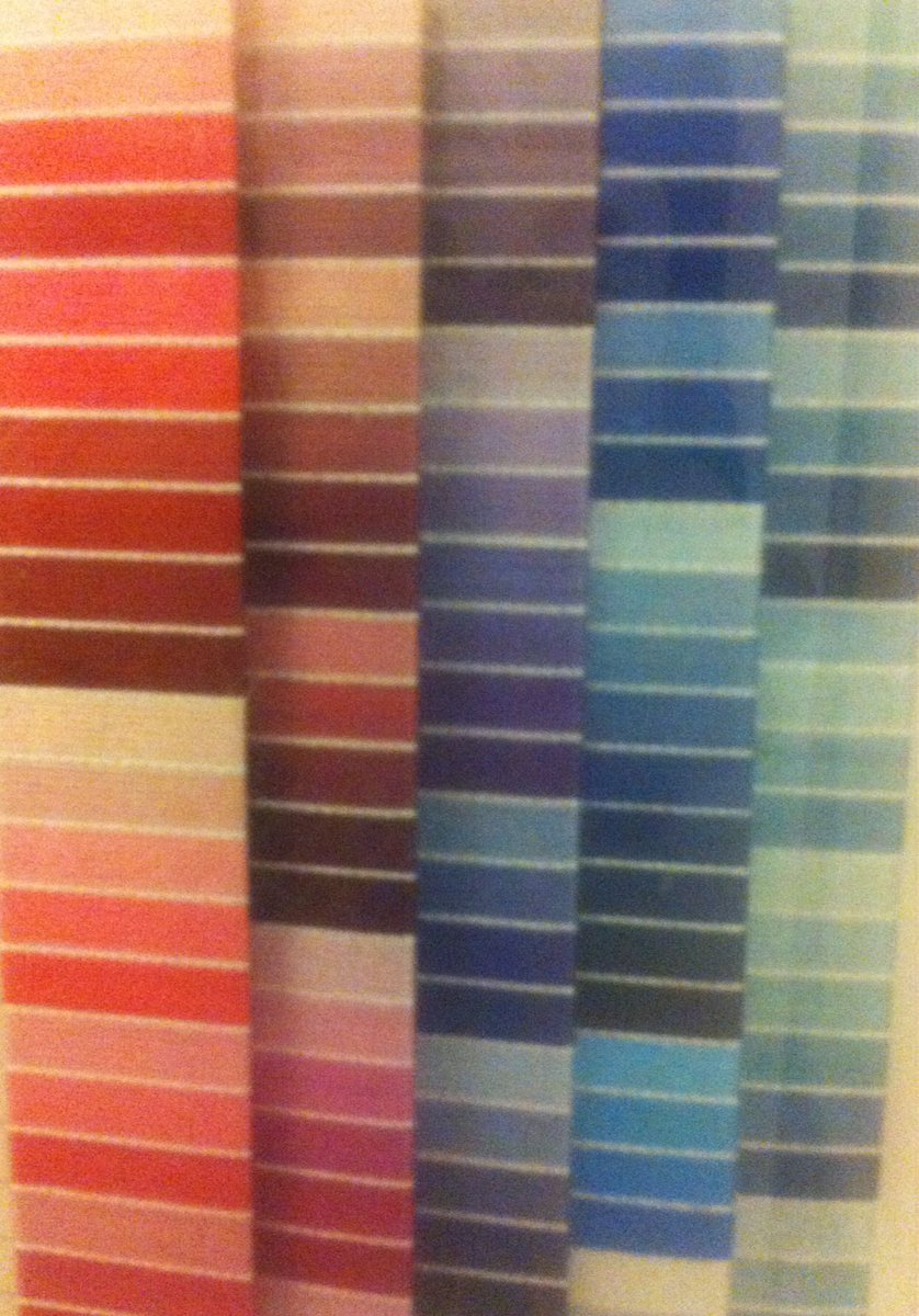 mariszkalime's tweet image. Feeling &apos;blue&apos; or &apos; in the pink&apos;?  Head over to @paisleymill.   #dodscot #paisley #threadmill