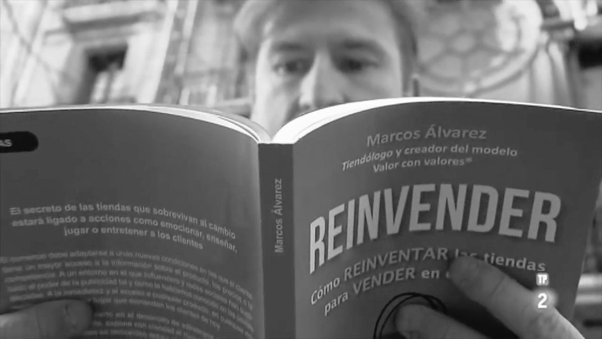 tiendologo's tweet photo. Mientras muchos se preocupan por el futuro del #retail los que tendrán éxito se ocupan de crear el retail del futuro. #reinvender https://t.co/Oj19TYZcho