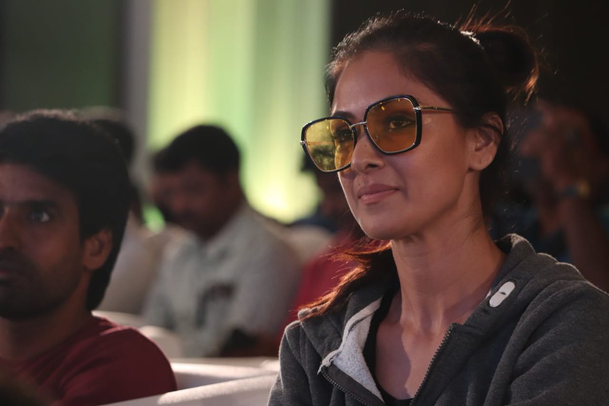 nettv4ukannada's tweet photo. Actress Simran Lovely Images
More Images: https://t.co/qU4LN9DI00

#Simran #SimranFans https://t.co/vQbzrLvhvc