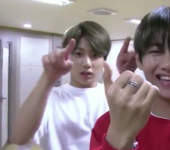 LQ_KOOK's tweet photo. 뇌섹남 정국이 https://t.co/8O05qGXxBm
