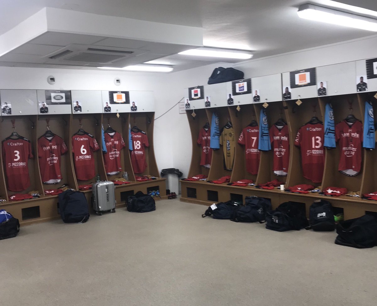 fbeguigne's tweet photo. Avant Match RCT /CASTRES avec SP VIE Partenaire Majeur du Club et de Generali FRANCE @generalifrance @CedeicP @JeremySebag @LeboucherArnaud @JeanGranier https://t.co/tjhIqX5bUt
