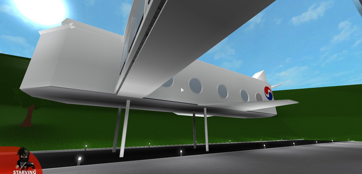 Yuan On Twitter Twice1nce International Airport 600k Hotel First Class Lounge Airplane Spa And Buffet First Class Exclusive 2 Employee Offices Fast Food Chains Souvenier Shop Bloxburgnews Bloxburgbuilds Rbx Coeptus Froggyhopz Rblx - airplane first class roblox