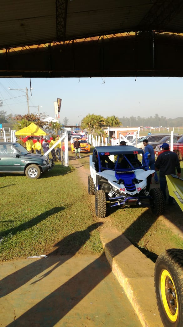 tindelcristhian's tweet photo. Muy buen ambiente en el Dumot para el Súper Prime #PreChaco. Nosotros ya estamos al aire por la @LD1120AMPY #LaRadioOficialdelTCR2018 https://t.co/7DD5IuA2aN