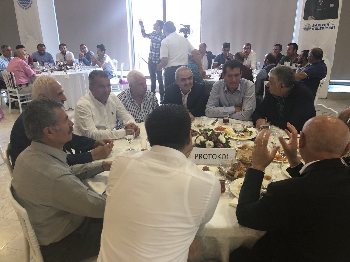 gusiad29's tweet photo. Şidef-Şiran Dernekler Federasyonunun “Şiran’ın Gelişimi” üzerine düzenleyeceği çalıştay öncesi Sarıyer Belediyesi Y.Kemal Kültür Merkezi binasındaki değerlendirme toplantısına Belediye Başkanı #ŞükrüGenç evsahipliğinde #Şidef başkanı Serkan Kaya daveti ike katıldık. https://t.co/dsCeS31auO